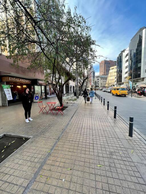 Central Y Comodo Depto En Providencia Santiago Exterior photo